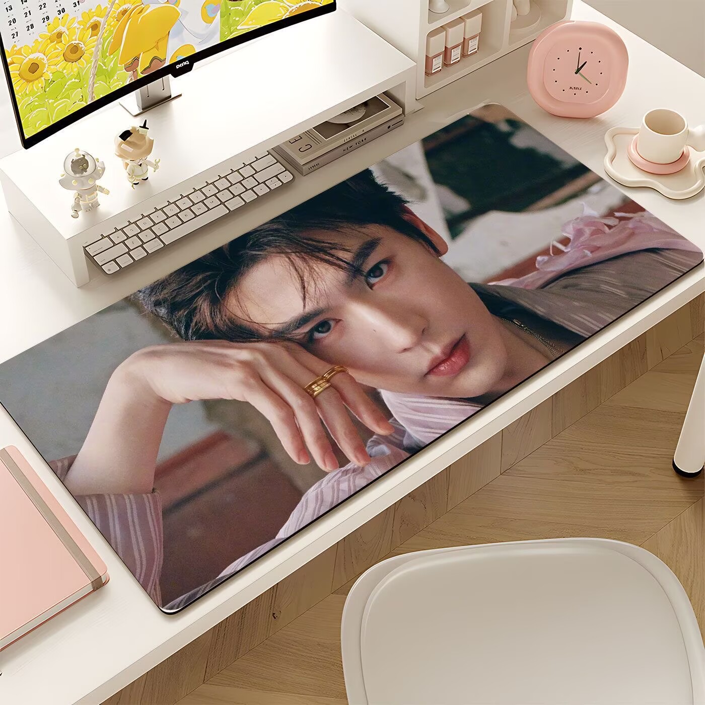 Tablet Computer Accessories - Zhang Linghe's oversized mouse pad, celebrity