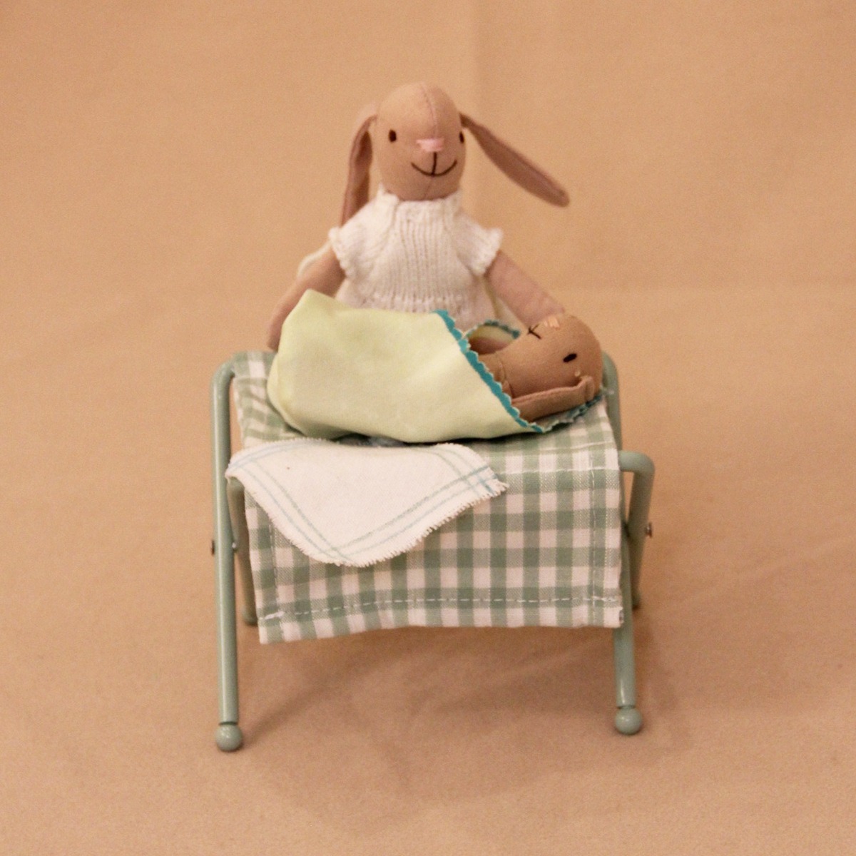 1/12 Miniature Changing Table  - Tablet Accessories For Kids recension och pris